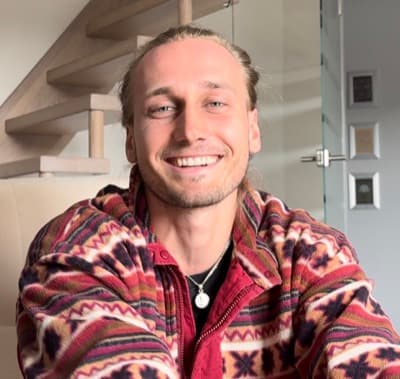 Vincent Obst, founder of Simply Happy Couples